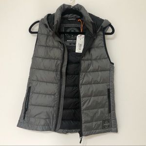 NWT SuperDry Women’s Puffer Vest - removable hood